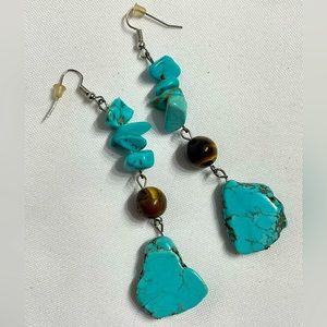 Turquoise slice dangle earrings excellent condition
